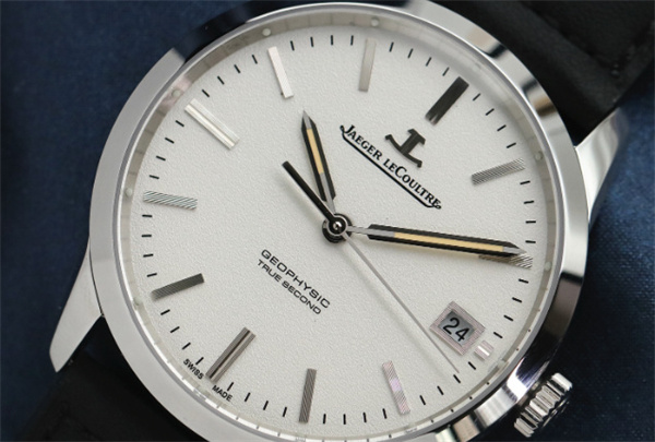 积家走快了如何修复 积家走快了如何修复